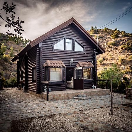 *2 Bdr Log House /Mountains/Queen Bed/Fireplace Гурри Экстерьер фото
